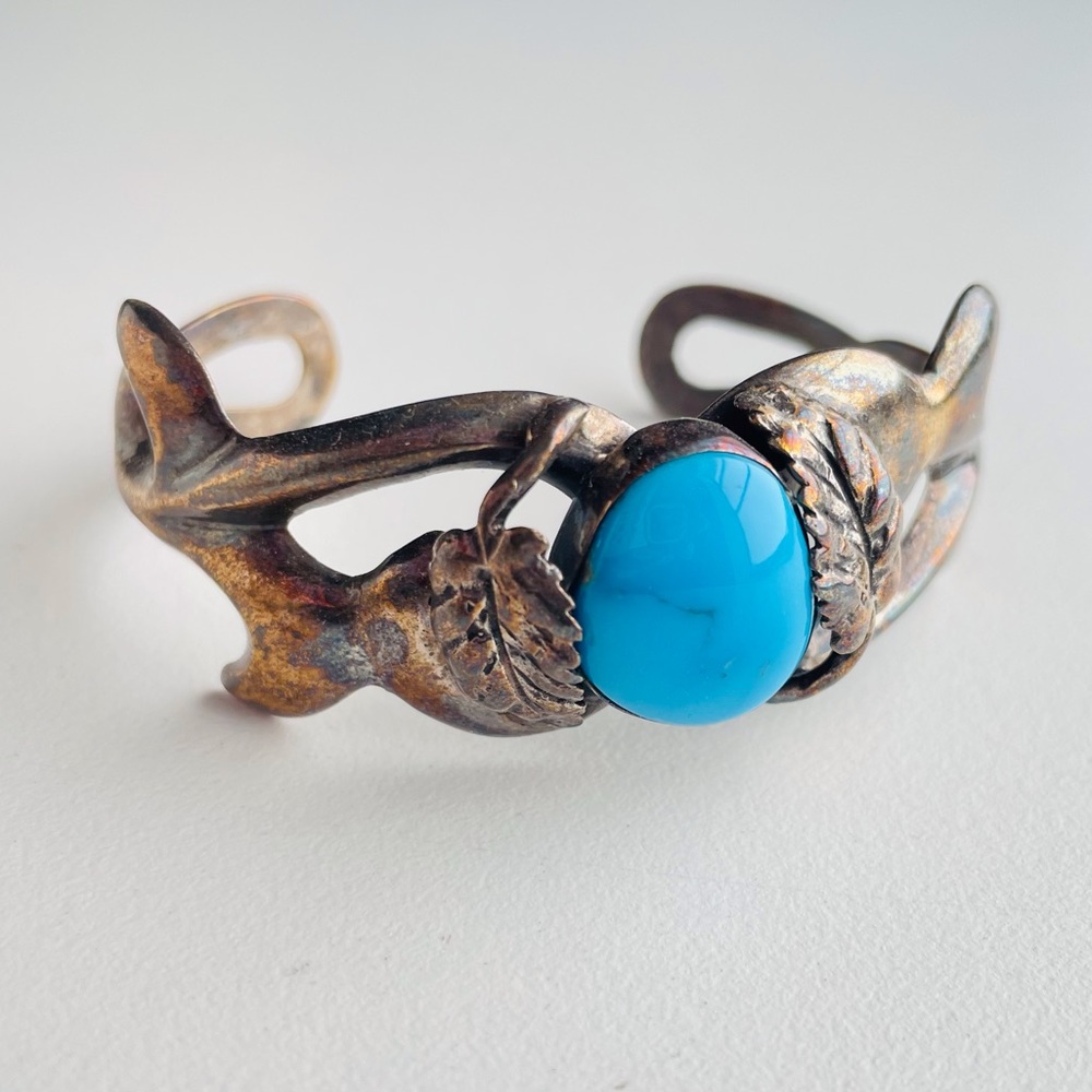 Vintage Sterling silver Sand Cast Turquoise Leaf Bangle Cuff Bracelet
